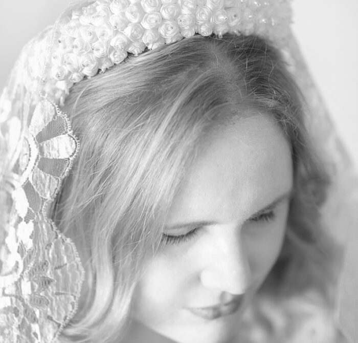 tiara blanca y radiante