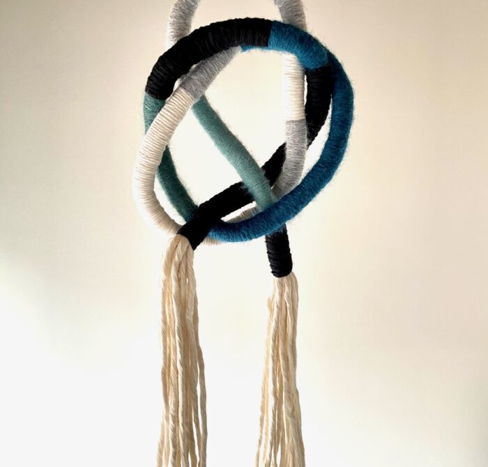 adorno de pared nudo macramé lana