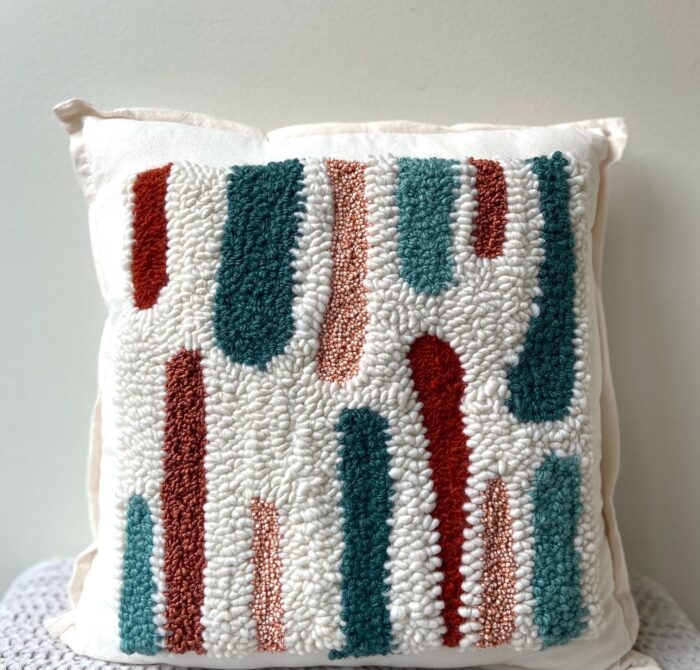 cojin tapizado punch needle